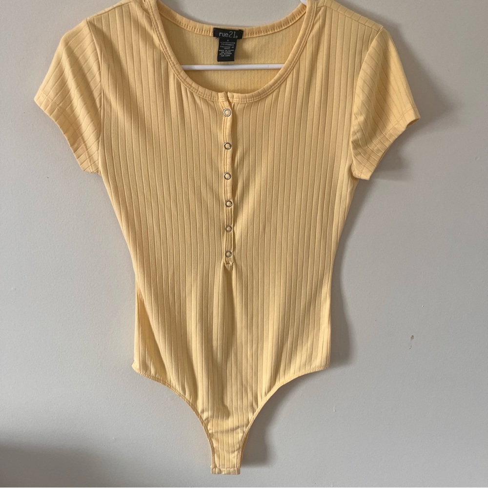 Yellow ribbed bodysuit
